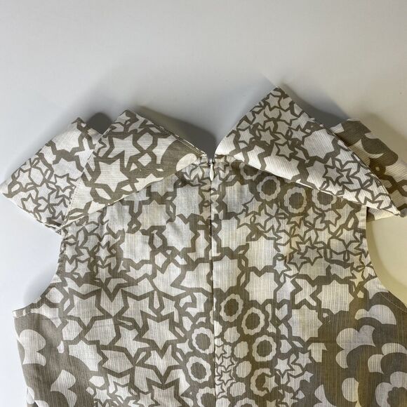 Trina Turk Tank Top Size P Wide Collar Metallic Gray White Floral Stars - Picture 4 of 12